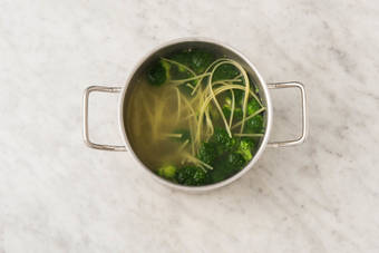 Pasta & Broccoli kochen