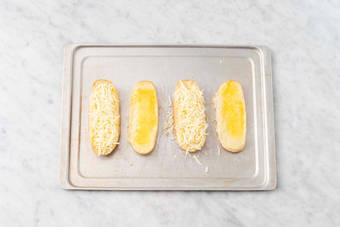 Toast garlic-butter rolls