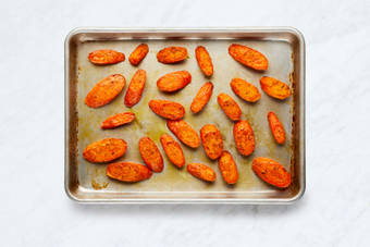 ROAST CARROTS