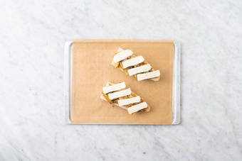 Enfourner les tartines