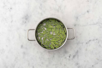 Cuire les haricots verts