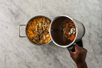 Chili-Teigwaren vollenden