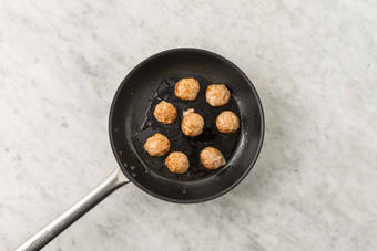 Cook Beyond Meat® patties