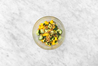 Lav mango-chili salsa