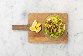 Préparer la  salade