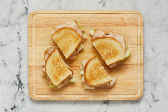 Make Sandwiches