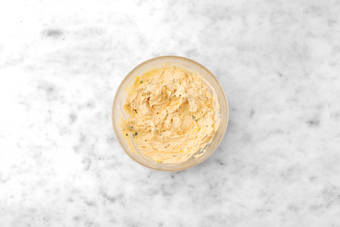 Mix pimento cheese