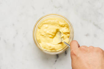 MAKE CREAMY HONEY MUSTARD