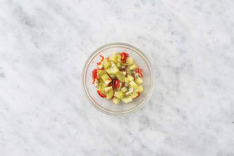 Make the Kiwi Salsa