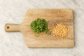 Lag peanøttblanding