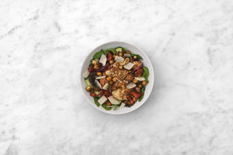 Tout le monde à table !