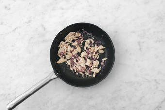 Pulled chicken bakken