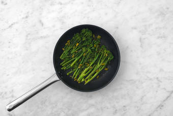 Steg broccolini