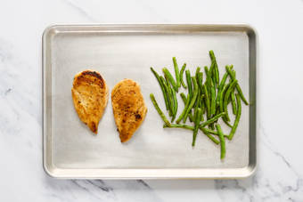 COOK CHICKEN & GREEN BEANS