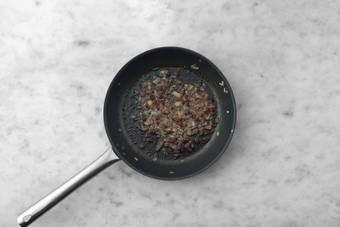 Preiselbeerentopping zubereiten