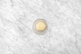 Make no-roll pastry crust