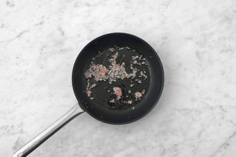 Au tour des échalotes