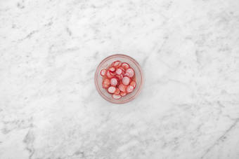 Marinare i ravanelli