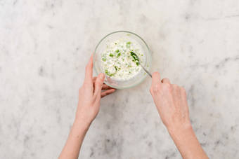 Lag persilledressing