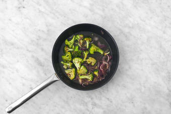 Preparare il broccolo