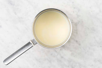 Réchauffer la sauce  