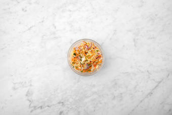 Zuurkoolsalade maken