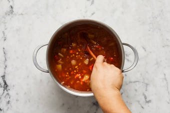 SIMMER SOUP