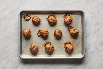 FORM & ROAST MEATBALLS