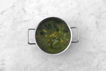 Aggiungere i fagioli