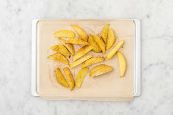 Roast potato wedges