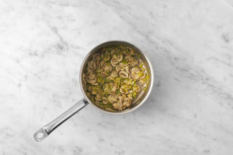 Stek svamp och purjolök