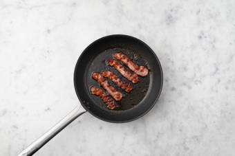 Bacon karamellisieren