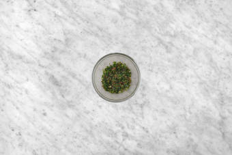 Lav estragon-sennepsdressing