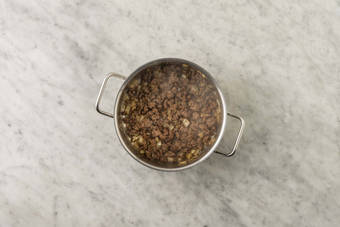 Cook turkey and onions