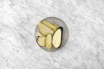 Förbered aubergine
