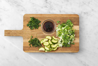 Forbered salat og glaze