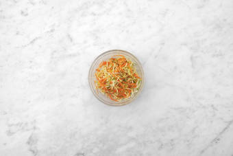 Bland slaw