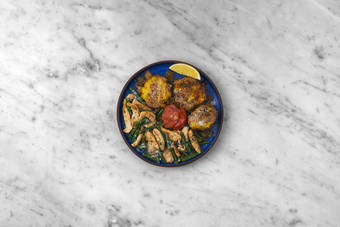 Aggiungere fagiolini e limone