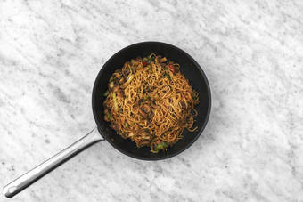 Au wok tout s'emmêle