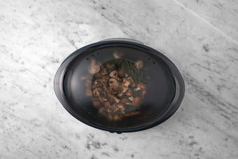 Weitergaren & Soße kochen