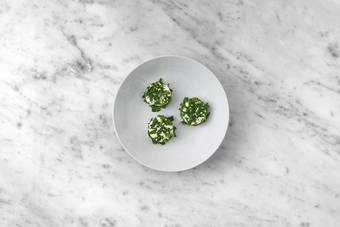 Ziegenkäse vorbereiten