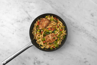 Gemüse karamellisieren