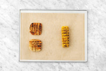 Grill ciabatta and corn