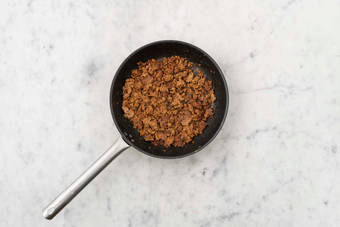 Cook plant-based protein shreds