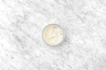 Lav crème fraiche-dressing