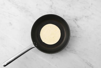 Scaldare le tortillas