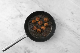 Cook the meatballs