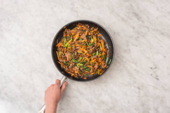 Cook the mince & veggies