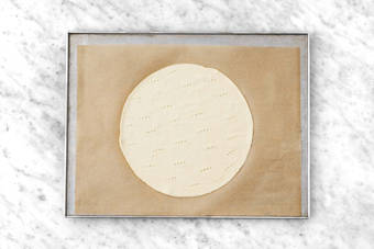 Mettre la main à la pâte 