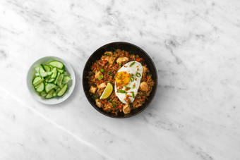 Un pas vers l'Indonésie